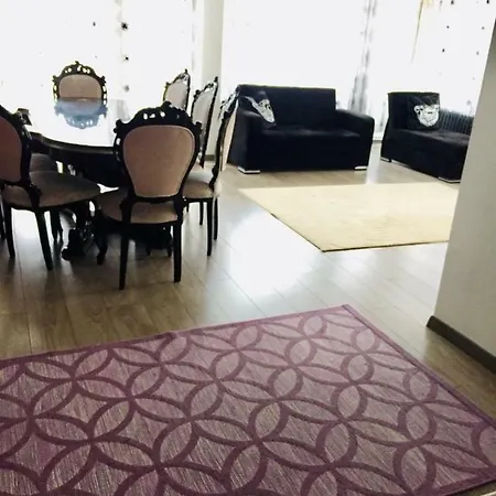 Cozy Apartment